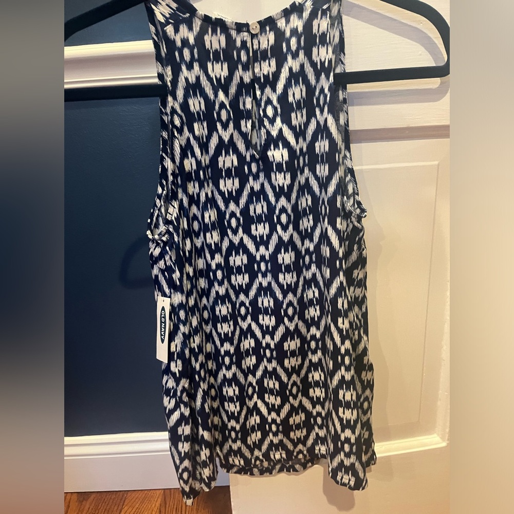 Old Navy Rayon tank xs Blue and white